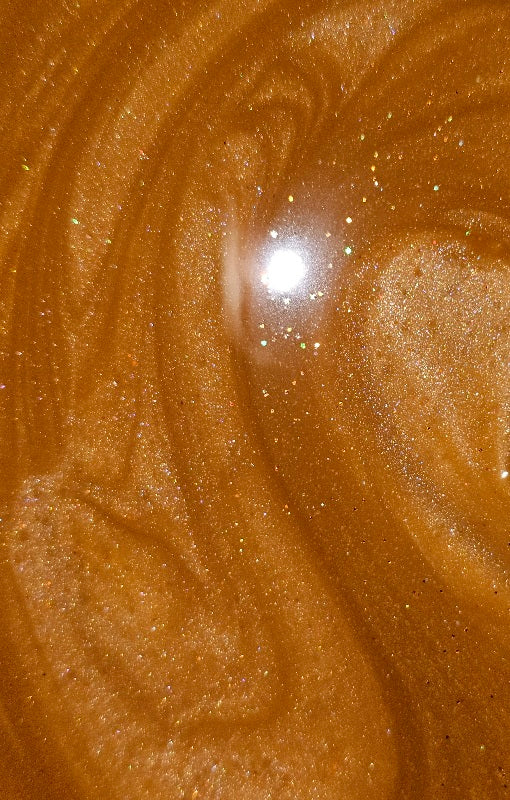 Celestial Gold Shimmer Body Oil Texture 